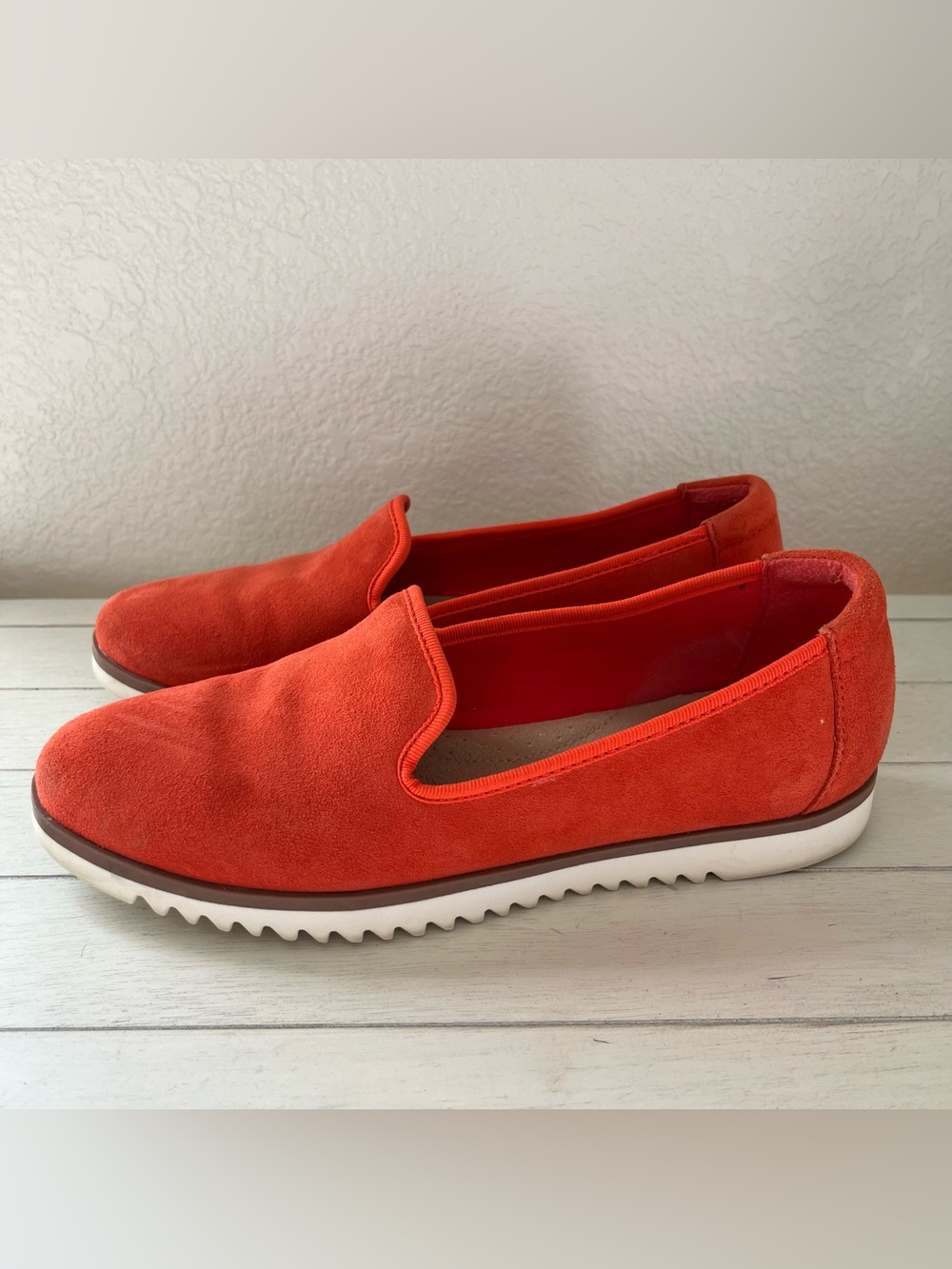 Clarks Serena Brynn Loafers Flats Shoes Orange Suede